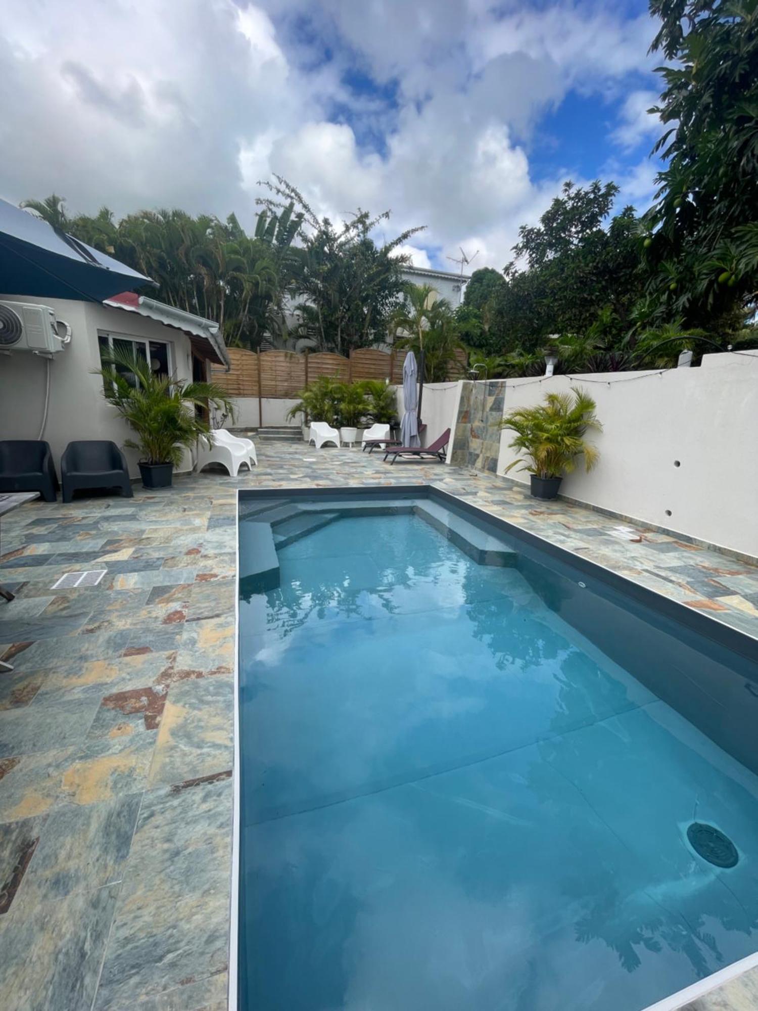 Les Seo Apartment Sainte-Anne  Luaran gambar
