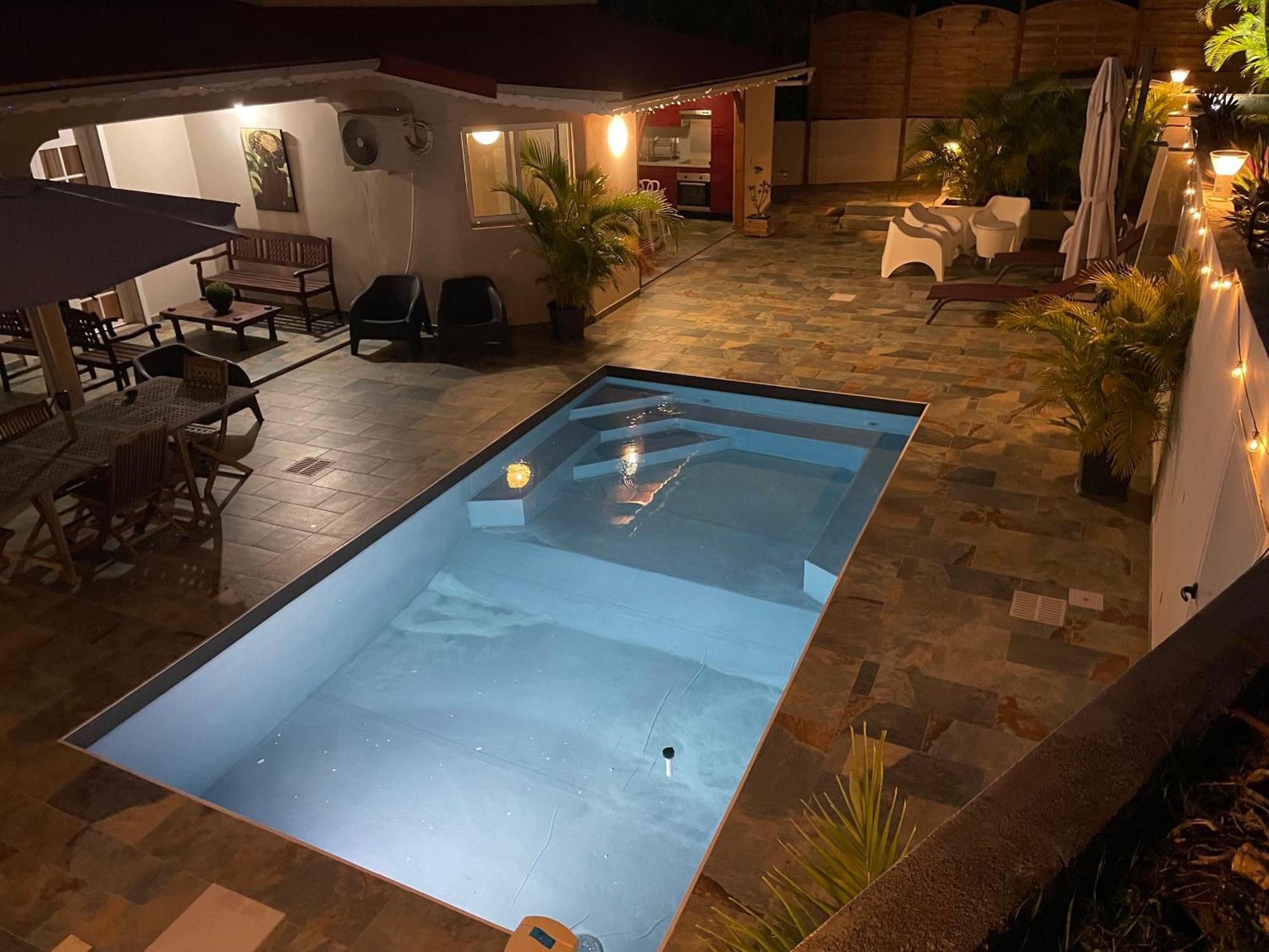 Les Seo Apartment Sainte-Anne  Luaran gambar